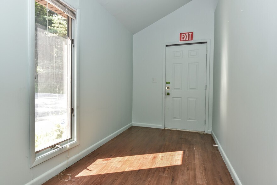 More Photos Of 276 State Rt.94, Vernon Medical For Sale