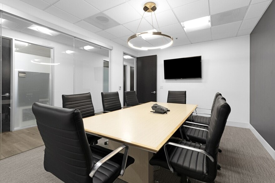 More Photos Of 12636 High Bluff Dr, San Diego Coworking Space