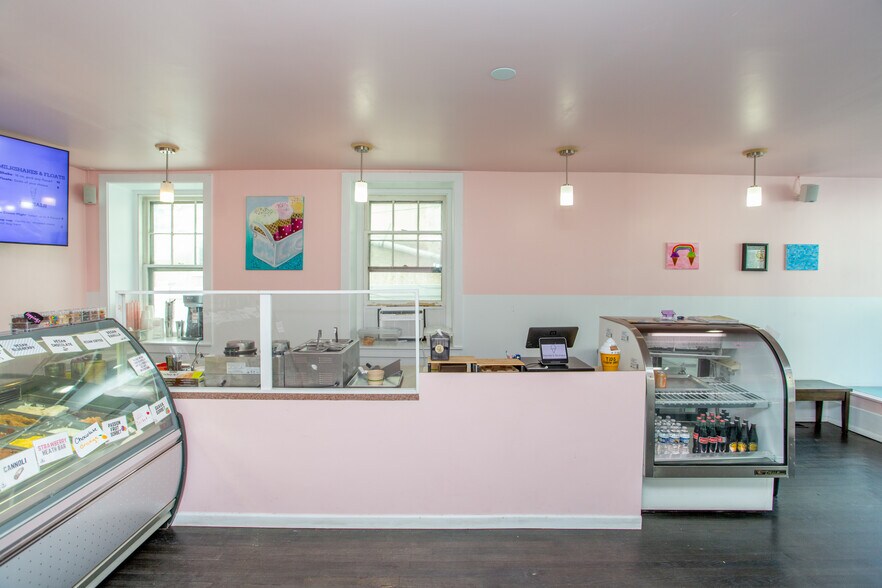 More Photos Of 45 Bridge St, Lambertville Storefront Retail Office For Sale