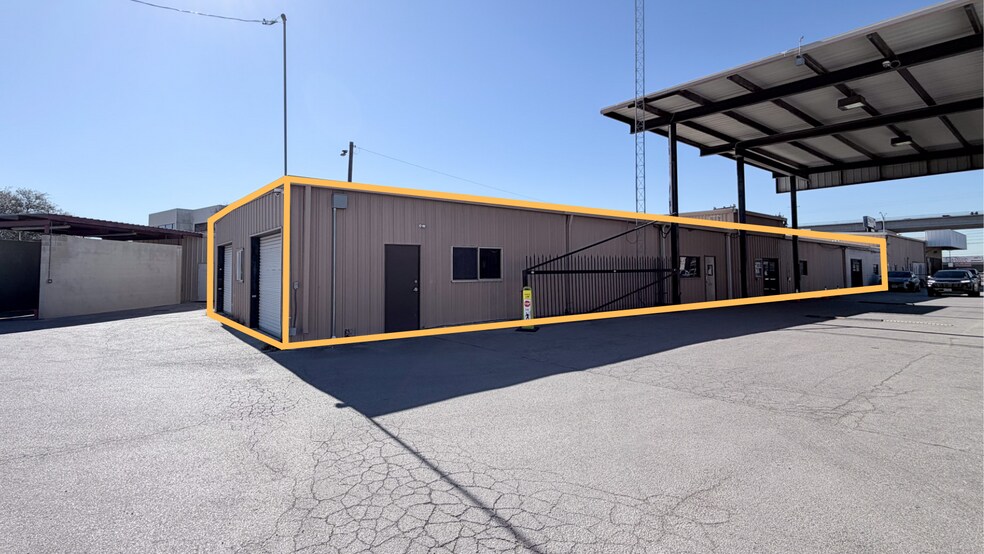 More Photos Of 9600 N I-35, San Antonio Industrial For Lease