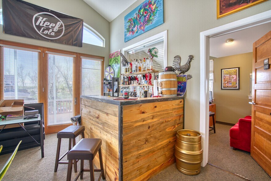 More Photos Of 7101 LaVista, Niwot Medical For Sale