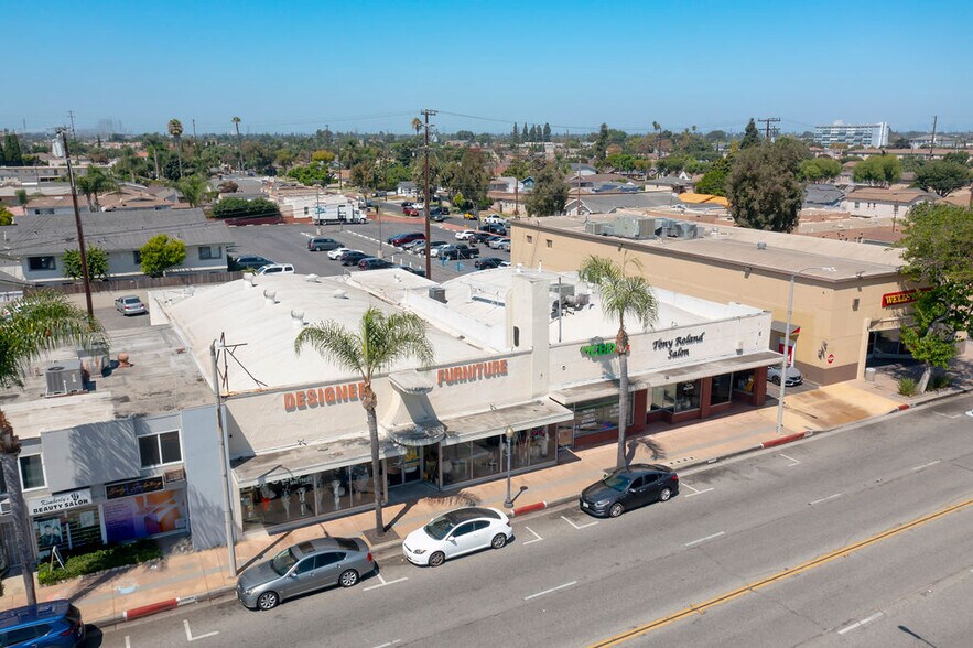 More Photos Of 17041-17047 Bellflower Blvd, Bellflower Storefront Retail Residential For Sale