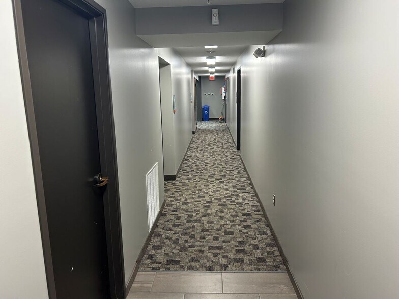 More Photos Of 4975 E Traverse Hwy, Traverse City Specialty For Lease