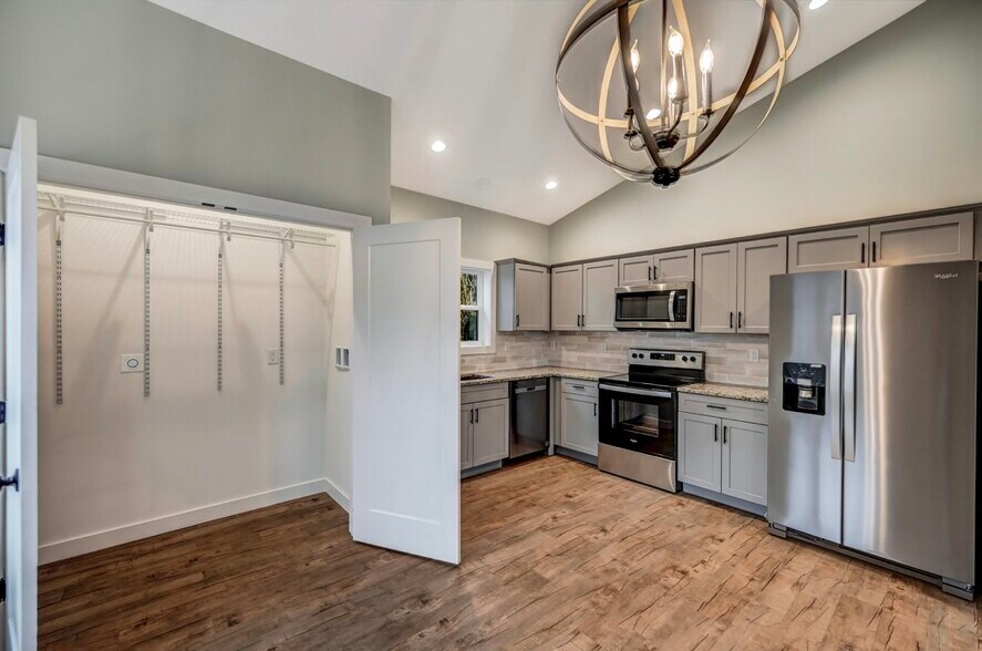 More Photos Of 627-629 Prescott ave, Scranton Multifamily For Sale