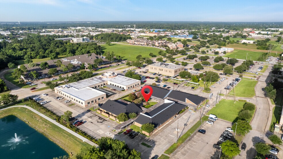 More Photos Of 13414 Medical Complex Dr, Tomball Medical For Sale