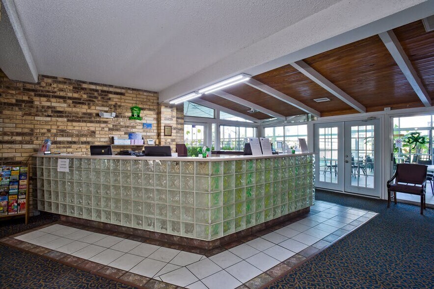 More Photos Of 910 Corn Products Rd, Corpus Christi Hotel For Sale