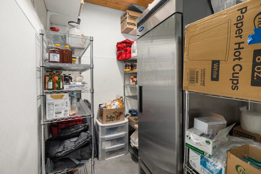 More Photos Of 110 S Pine St, Nevada City Freestanding For Lease