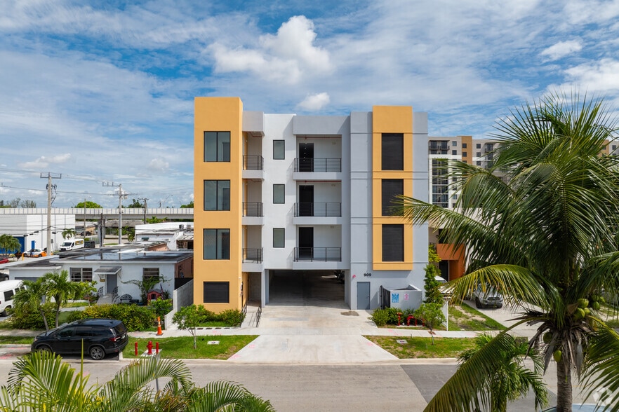 More Photos Of 909 E 24th St, Hialeah Apartments For Sale