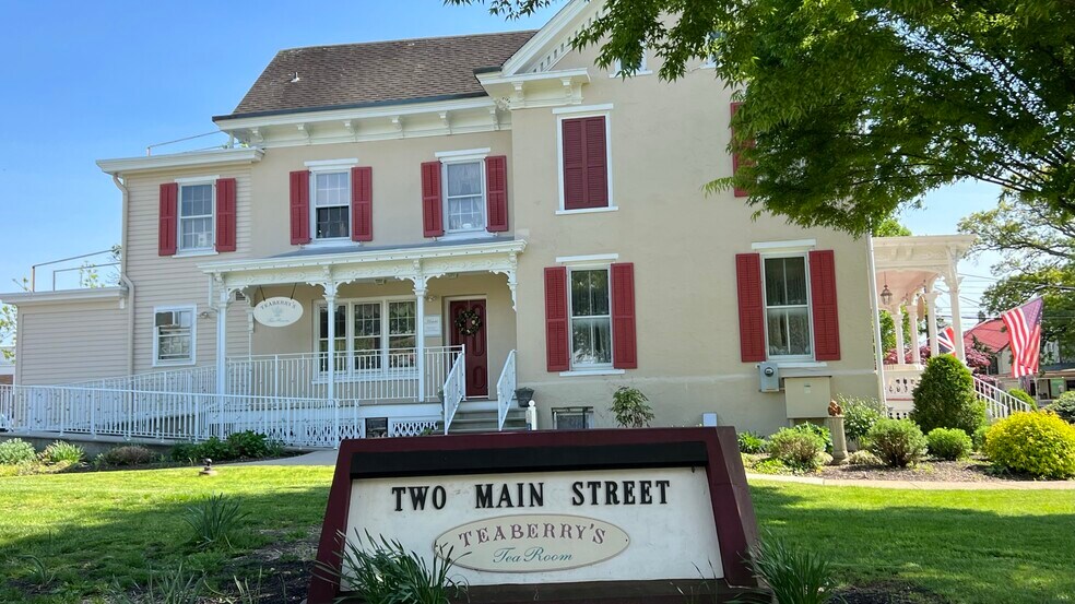 More Photos Of 2 Main St, Flemington Restaurant For Sale