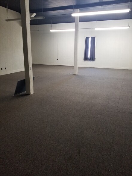 More Photos Of 114 N Church St, Waverly Loft Creative Space For Lease