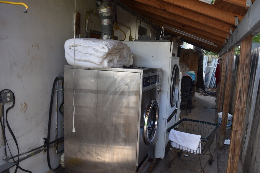 More Photos Of 4628 N Ocean Dr, Lauderdale By The Sea Hotel For Sale