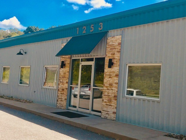 More Photos Of 1253 Canyon Rd, Morgantown Office For Lease