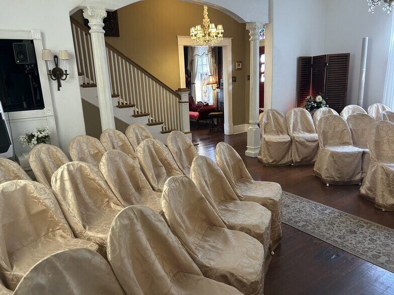 More Photos Of 715 Broadway St, Galveston Specialty For Sale