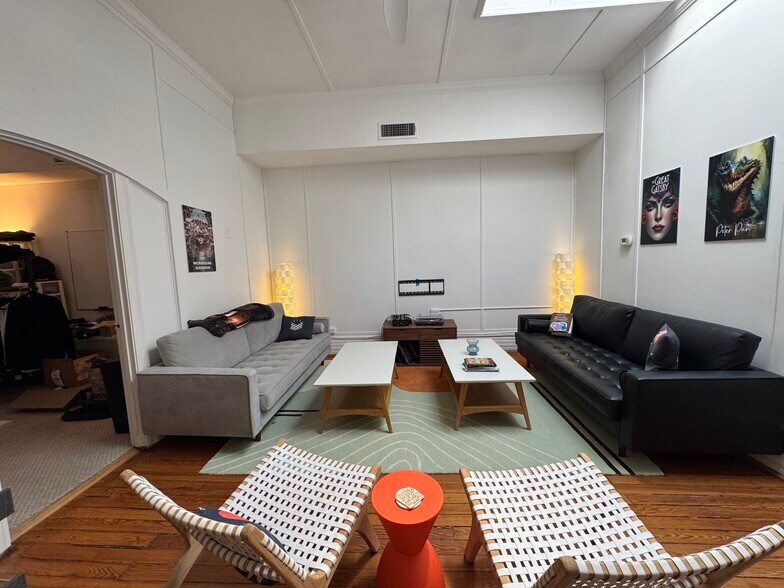 More Photos Of 201 1/2 E Virginia St, McKinney Office For Lease