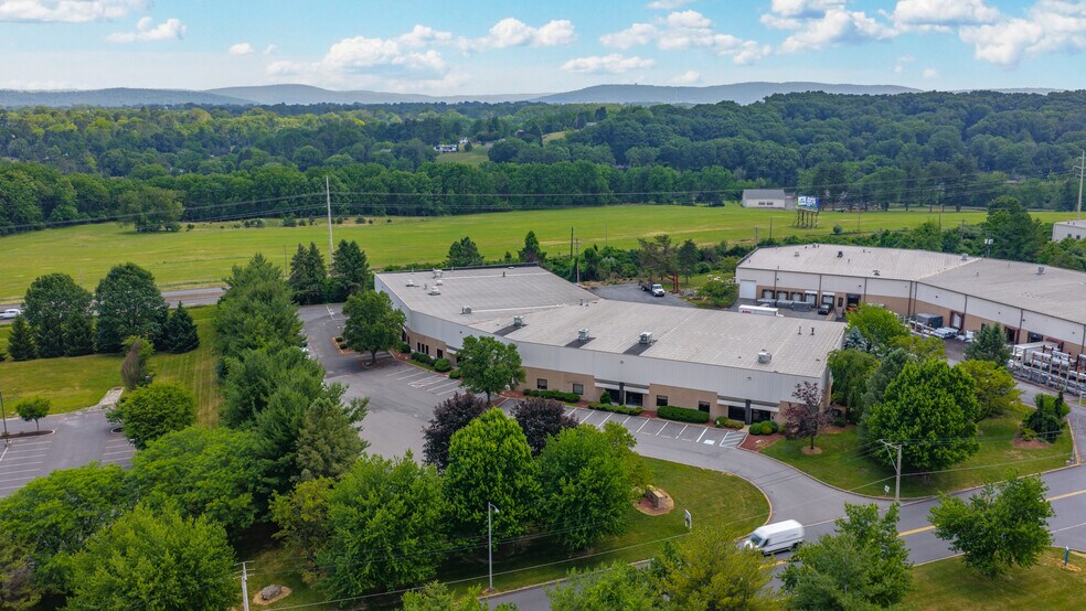 More Photos Of 2020 Highland Ave, Bethlehem Distribution For Lease