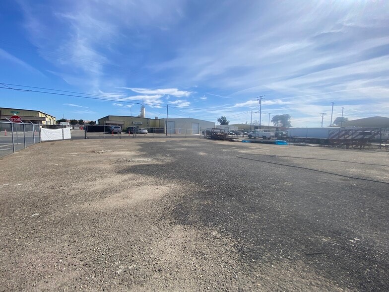 More Photos Of 1436 McWilliams Way, Modesto Warehouse For Lease