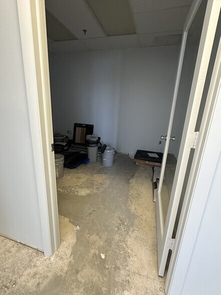 More Photos Of 2455 E Sunrise Blvd, Fort Lauderdale Loft Creative Space For Sale