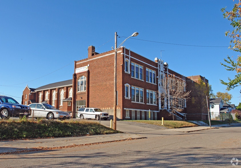 Primary Photo Of 1317 Cincinnati St, Dayton Religious Facility For Sale
