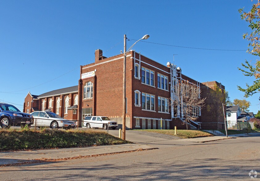 More Photos Of 1317 Cincinnati St, Dayton Religious Facility For Sale