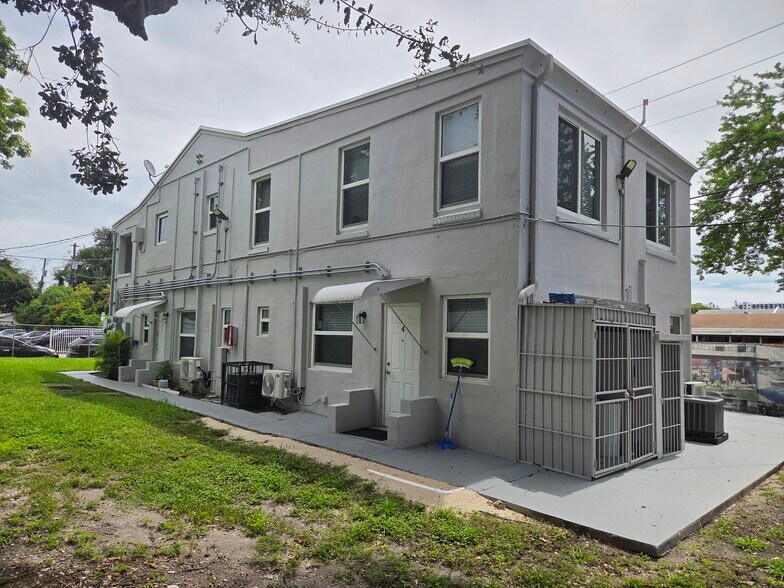 More Photos Of 120 SW 20th Ave, Miami Apartments For Sale