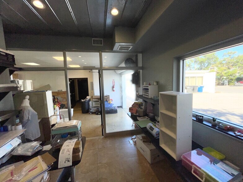 More Photos Of 1155 NE Cleveland St, Clearwater Office Residential For Lease