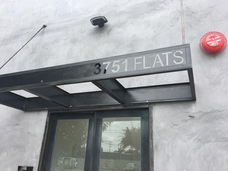 More Photos Of 3751 E Olympic Blvd, Los Angeles Office For Lease