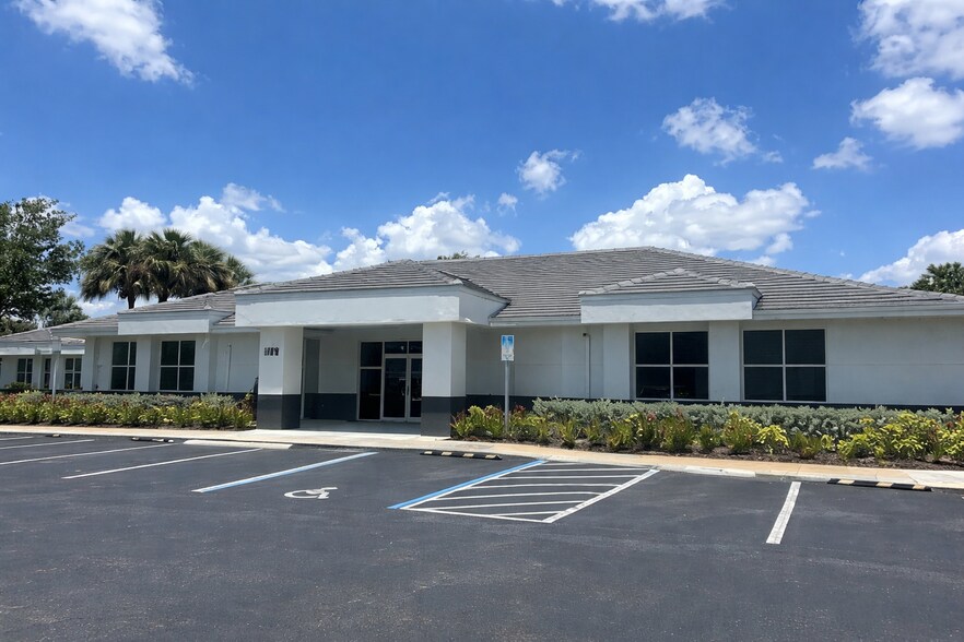 Primary Photo Of 6150 Diamond Centre Ct, Fort Myers Unknown For Lease
