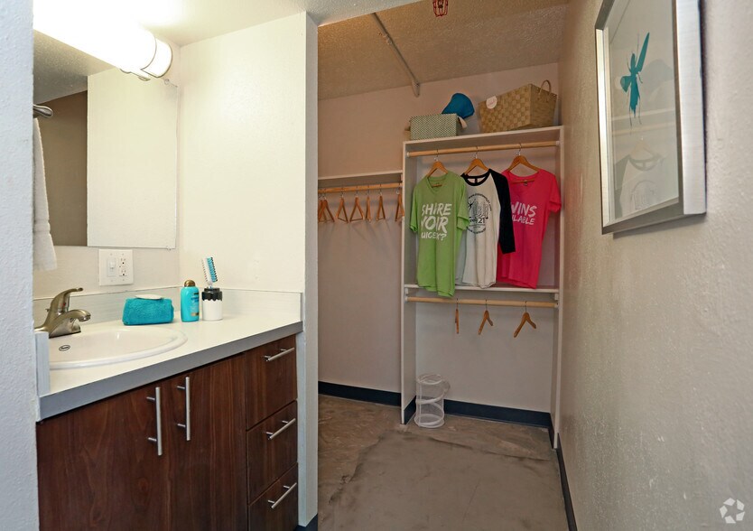 More Photos Of 2021 Guadalupe St, Austin Coworking Space
