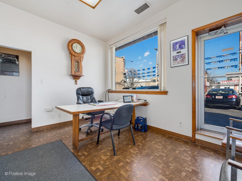 More Photos Of 2200 N Cicero Ave, Chicago Auto Dealership For Sale