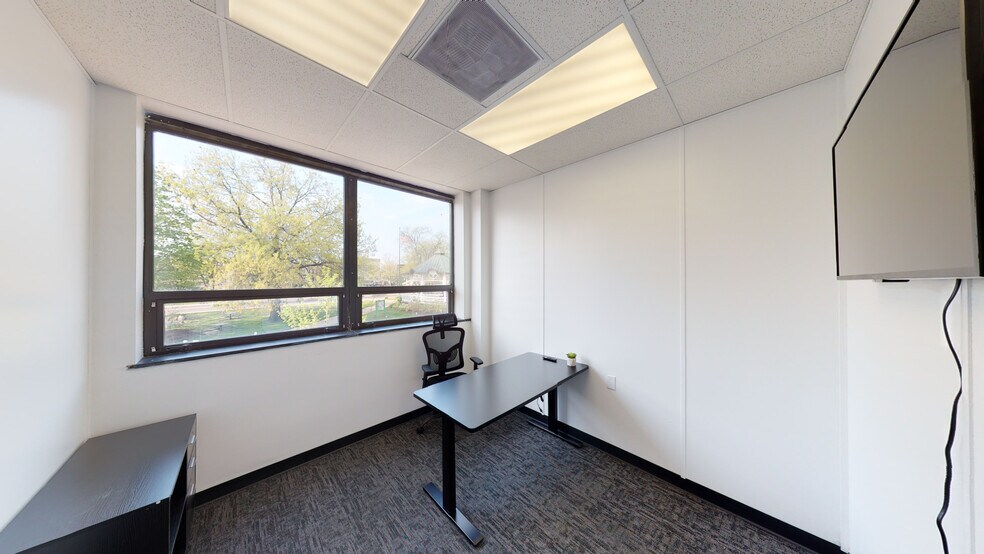 More Photos Of 35 N Park St, Mansfield Office For Sale