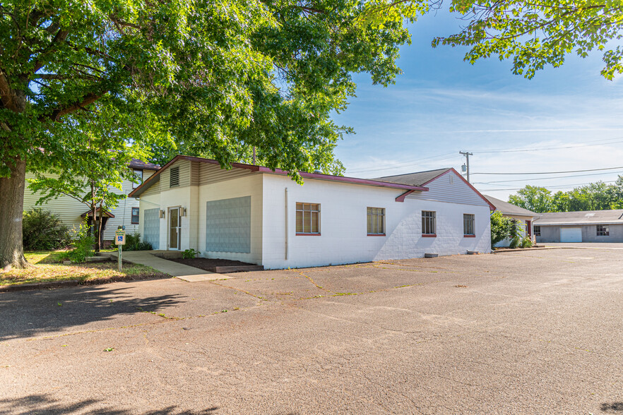 Primary Photo Of 100 Elizabeth St, Newcomerstown Office For Sale