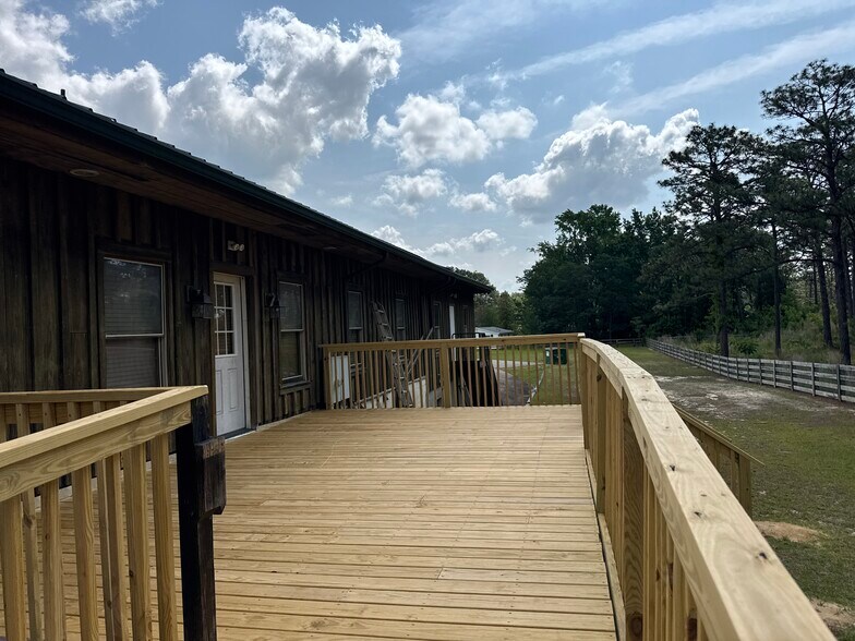 More Photos Of 5749 US-1 Hwy, Vass Office For Lease