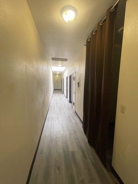 More Photos Of 5344 Long Beach Blvd, Long Beach Storefront Retail Office For Lease