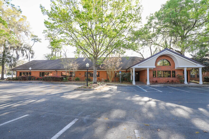 More Photos Of 3811 NW 40th Ter, Gainesville Office For Lease