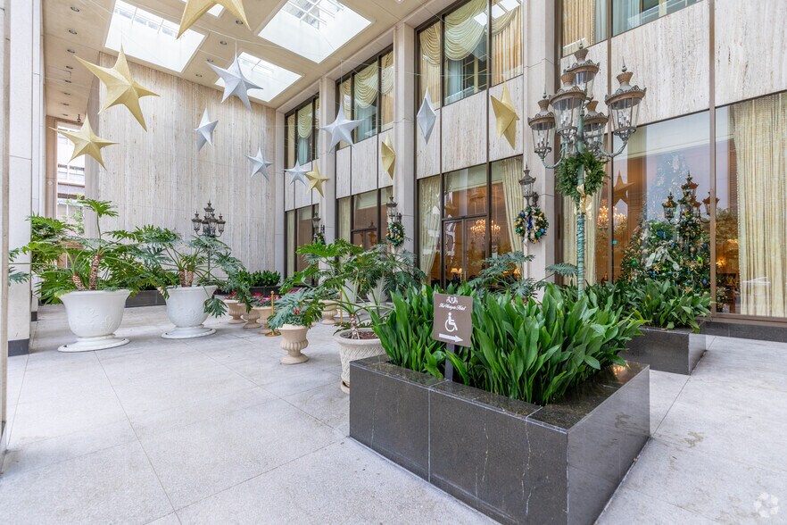 More Photos Of 1055 2nd Ave, San Diego Hotel For Lease