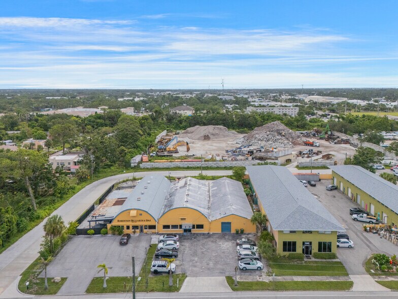 Primary Photo Of 1350 Central Ave, Sarasota Warehouse For Lease