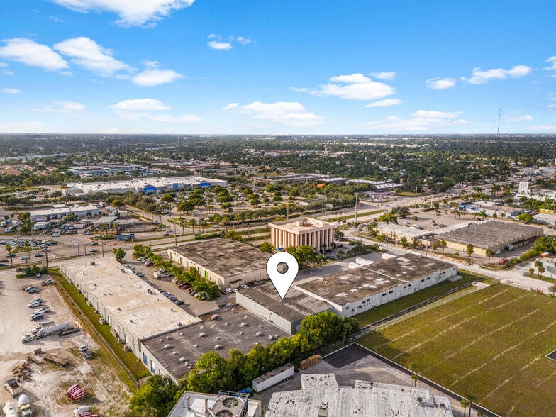 More Photos Of 17535 NW 2nd Ave, Miami Manufacturing For Sale
