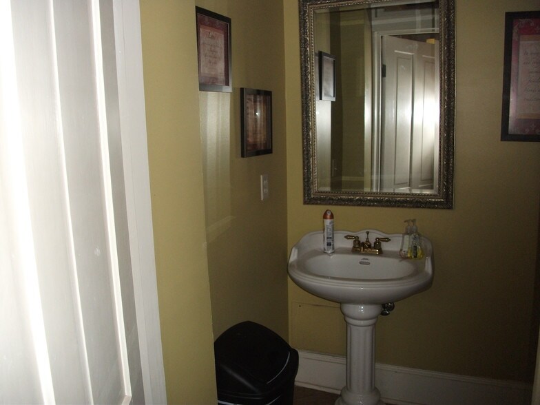 More Photos Of 1201 2nd Ave, West Point Restaurant For Sale