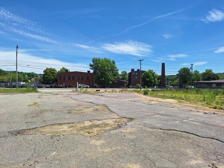 More Photos Of 77 New Salem St, Laconia Land For Sale