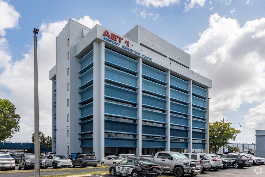 More Photos Of 1150 NW 72nd Ave, Miami Loft Creative Space For Lease