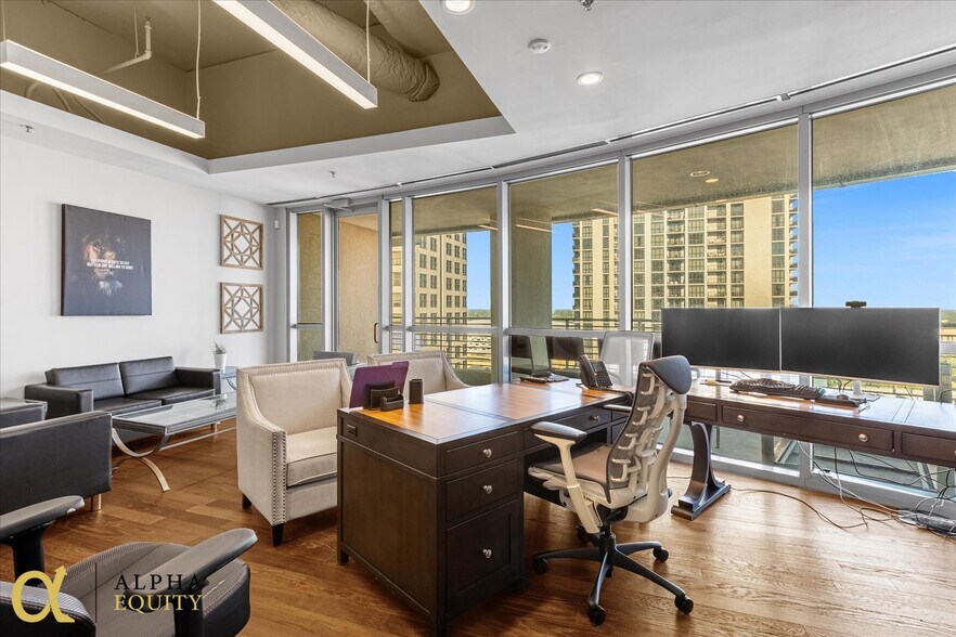 More Photos Of 189 S Orange Ave, Orlando Office Residential For Sale