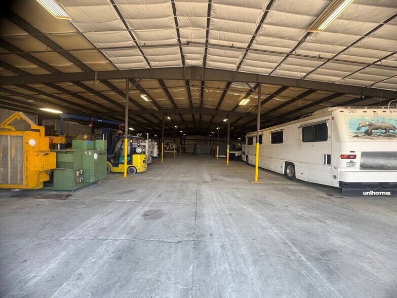 More Photos Of 93 Pioneer Industrial Blvd, Jasper Warehouse For Lease