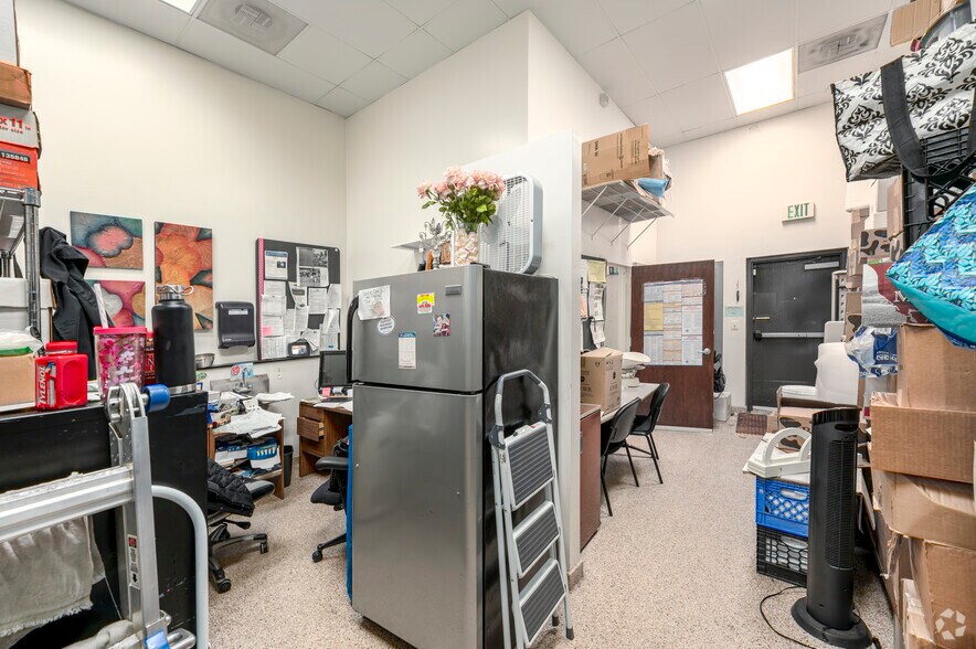 More Photos Of 8408 Georgia Ave, Silver Spring Storefront For Lease