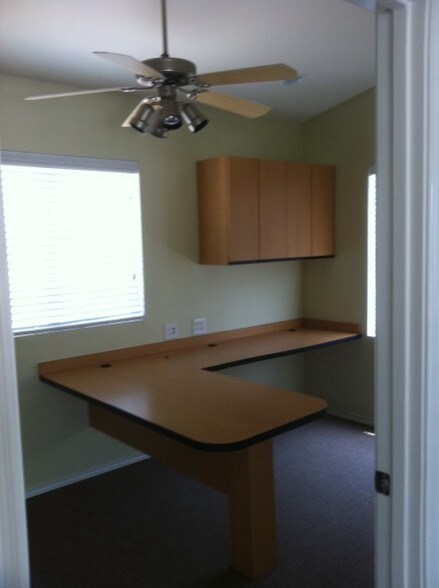 More Photos Of 11585-2 Hwy 181, San Antonio Office For Lease