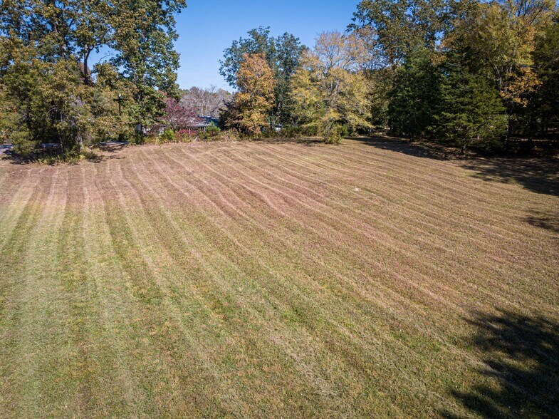 More Photos Of 0 W Main St, Parsons Land For Sale