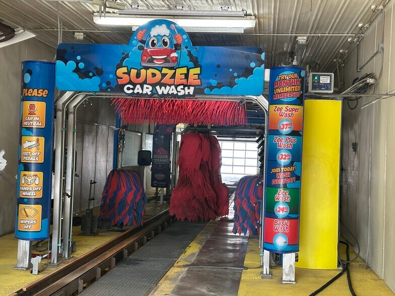 More Photos Of 3340 Church St, Stevens Point Carwash For Sale