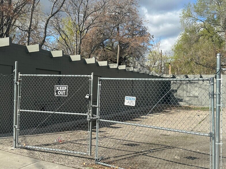 More Photos Of 75 High St, Reno Land For Lease