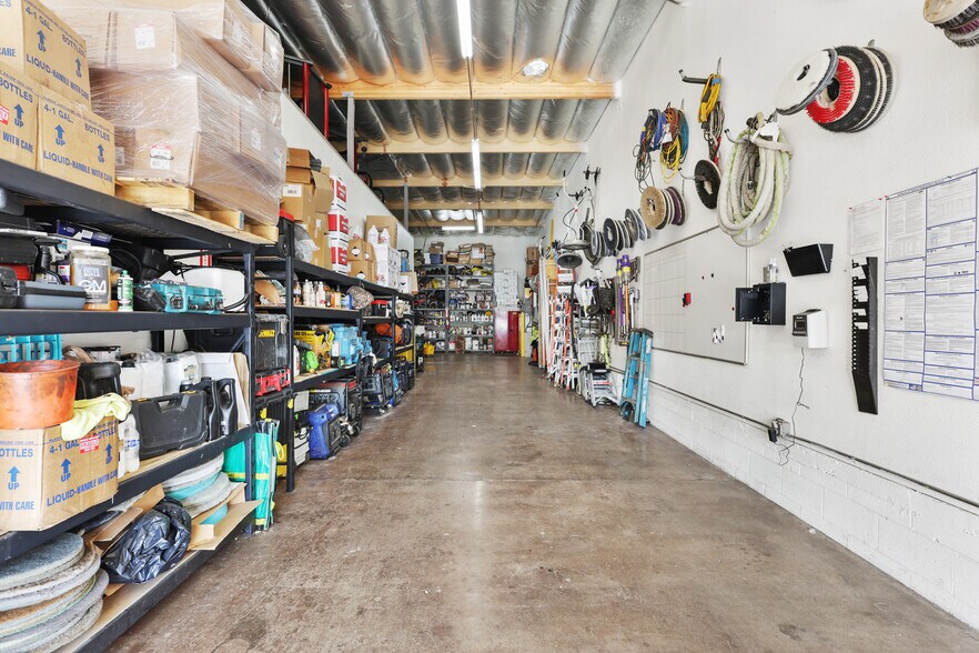 More Photos Of 12862 Foothill Blvd, Sylmar Warehouse For Sale