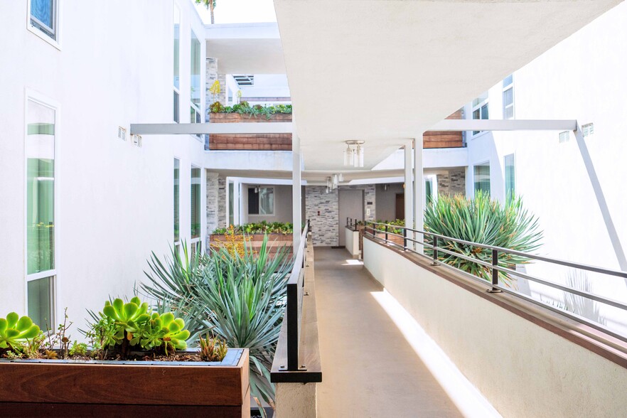 More Photos Of 901 Ocean Ave, Santa Monica Apartments For Sale