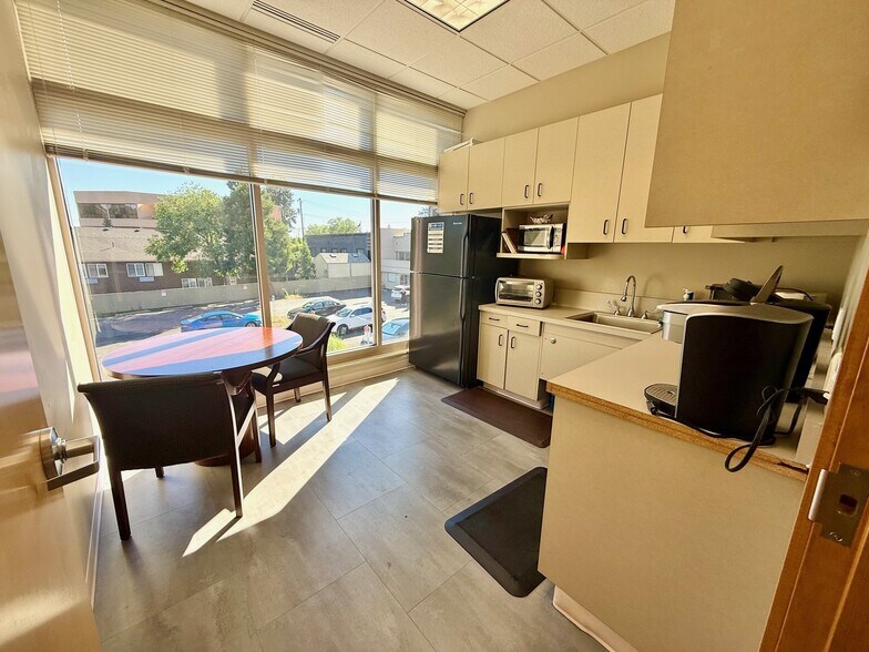 More Photos Of 1133 NW Wall St, Bend Unknown For Lease